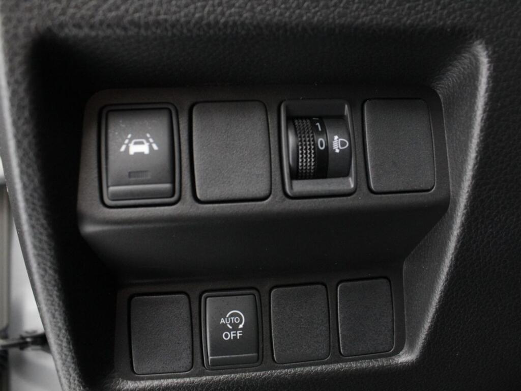 Nissan Qashqai dCi 85 kW (115 CV) E6D N-CONNECTA 9