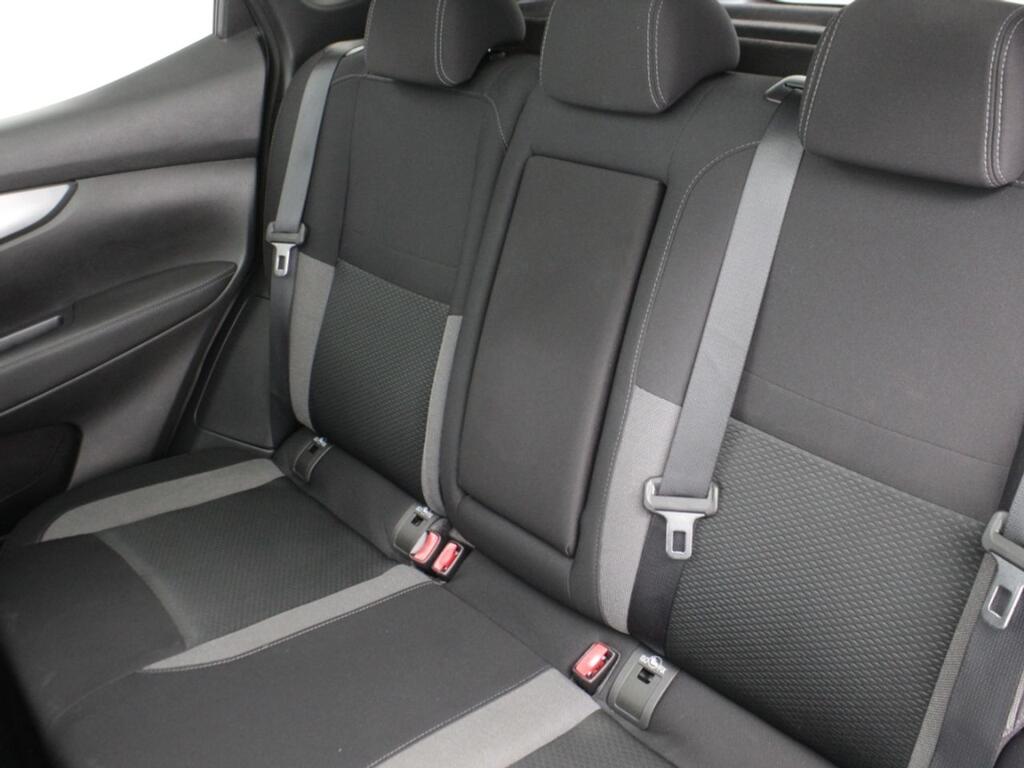 Nissan Qashqai dCi 85 kW (115 CV) E6D N-CONNECTA 18