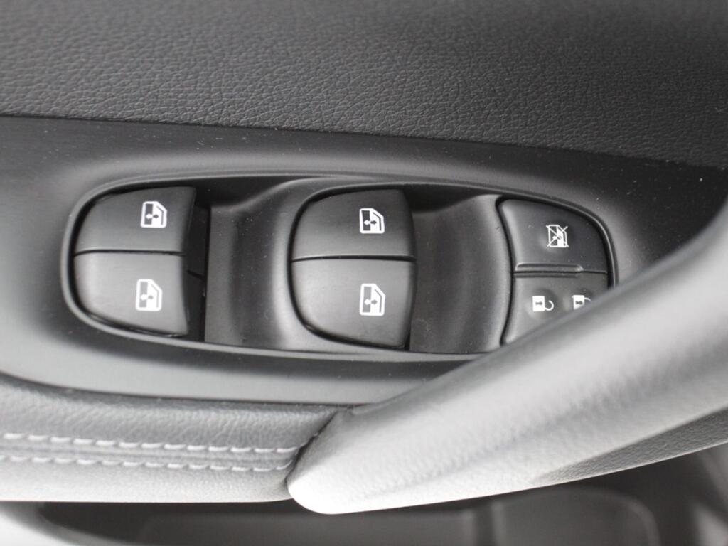 Nissan Qashqai dCi 85 kW (115 CV) E6D N-CONNECTA 8