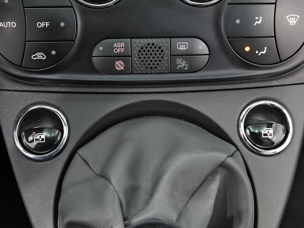 Fiat 500 Dolcevita 1.0 Hybrid 51KW (70 CV) 21