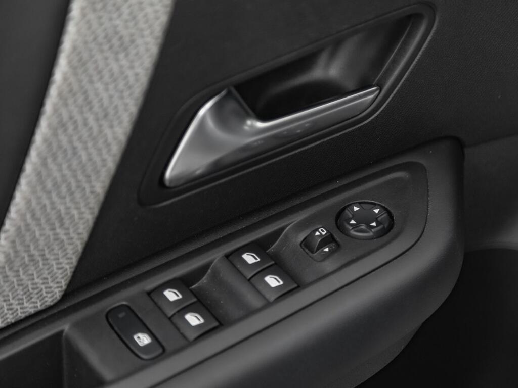 Citroën C4 PureTech 130 S&S 6v Feel Pack 25