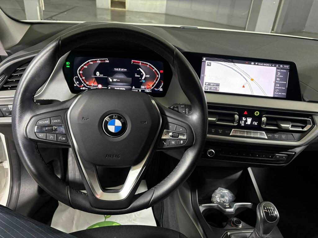 BMW Serie 1 118i 23