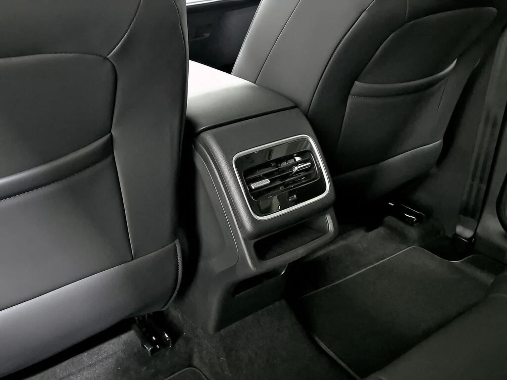 Ebro S700 1.6 TGDI Luxury 7 DCT 29