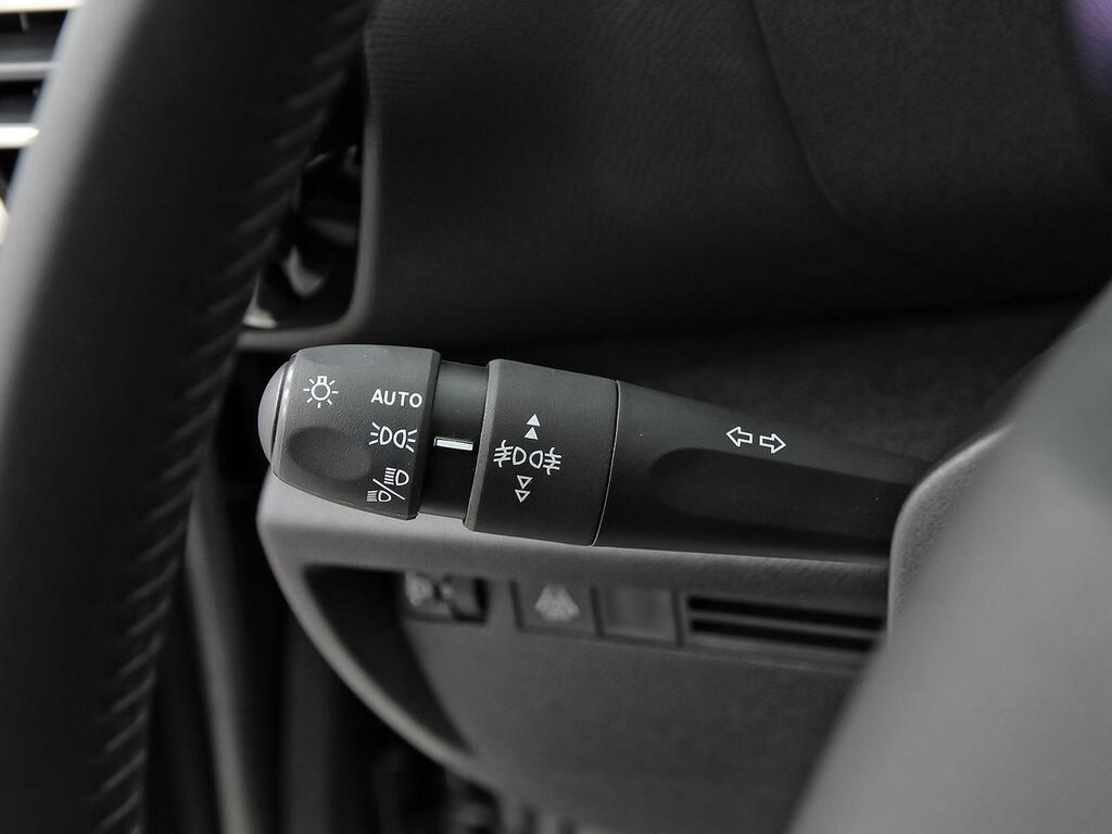 Citroën C4 PureTech 130 S&S 6v Feel Pack 16