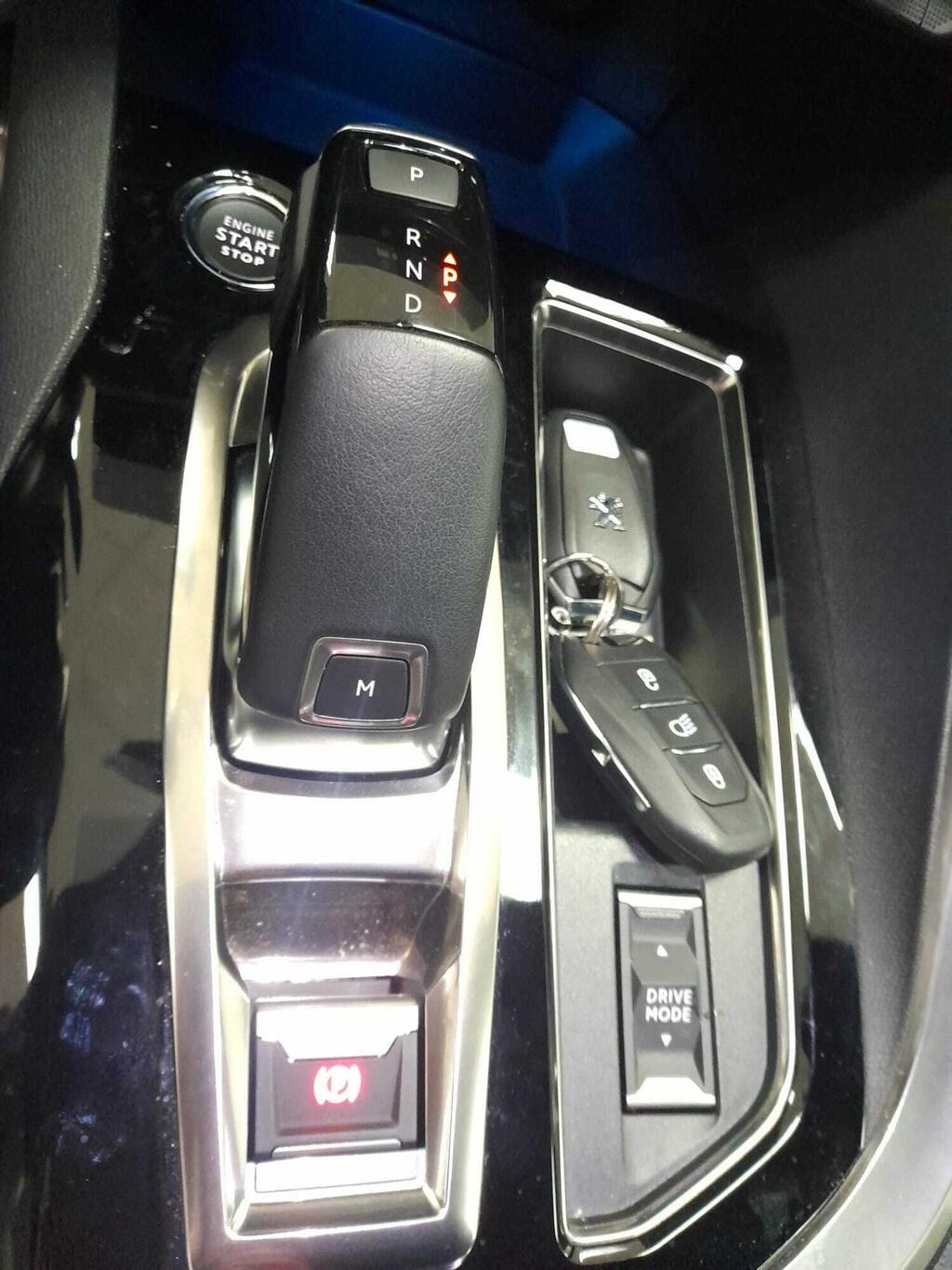 Peugeot 3008 1.5 BlueHDi 96kW S&S GT EAT8 14