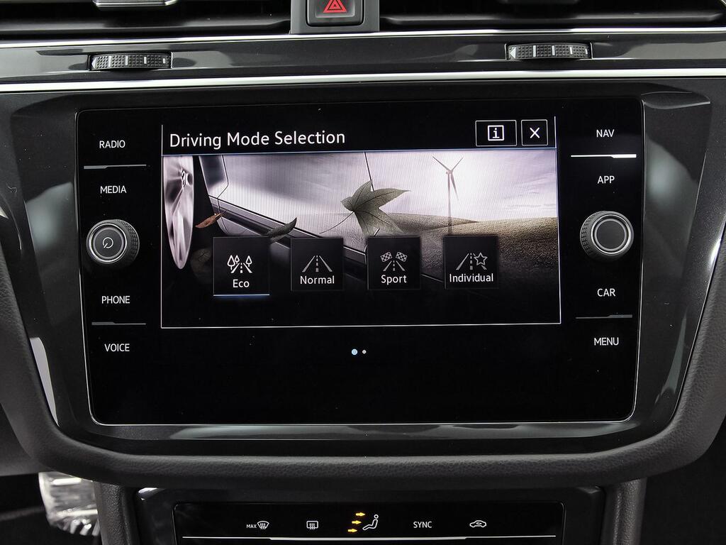 Volkswagen Tiguan R-Line 1.5 TSI 110kW (150CV) DSG 29