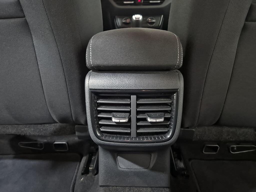 Skoda Fabia 1.0 MPI 59KW (80CV) Selection 28