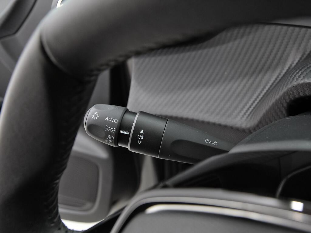 Peugeot 208 PureTech 73kW (100CV) Allure 16