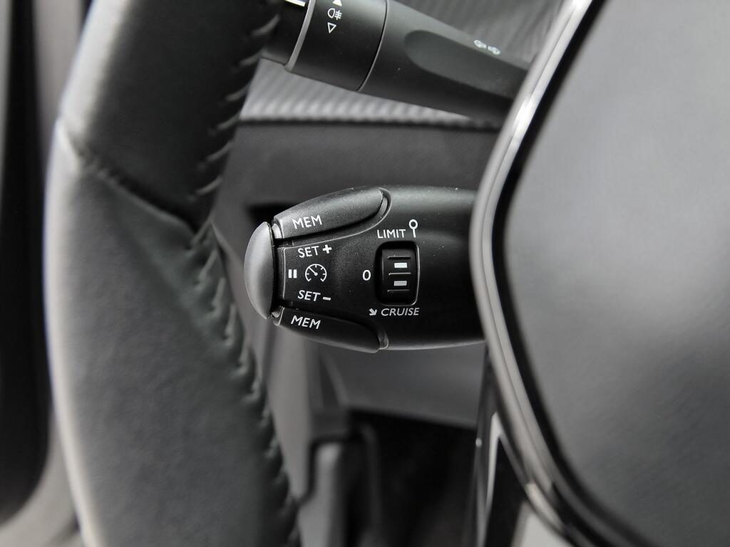 Peugeot 208 PureTech 73kW (100CV) Allure 17