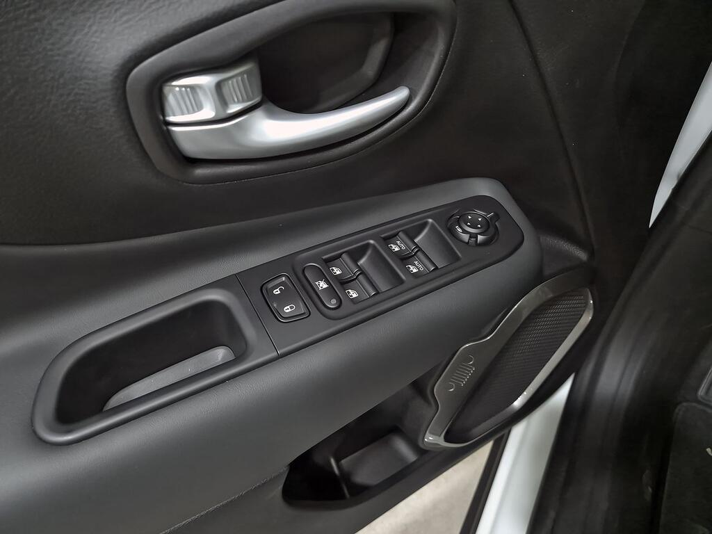 Jeep Renegade eHybrid Altitude 1.5 MHEV 130hp Dct Fwd 12