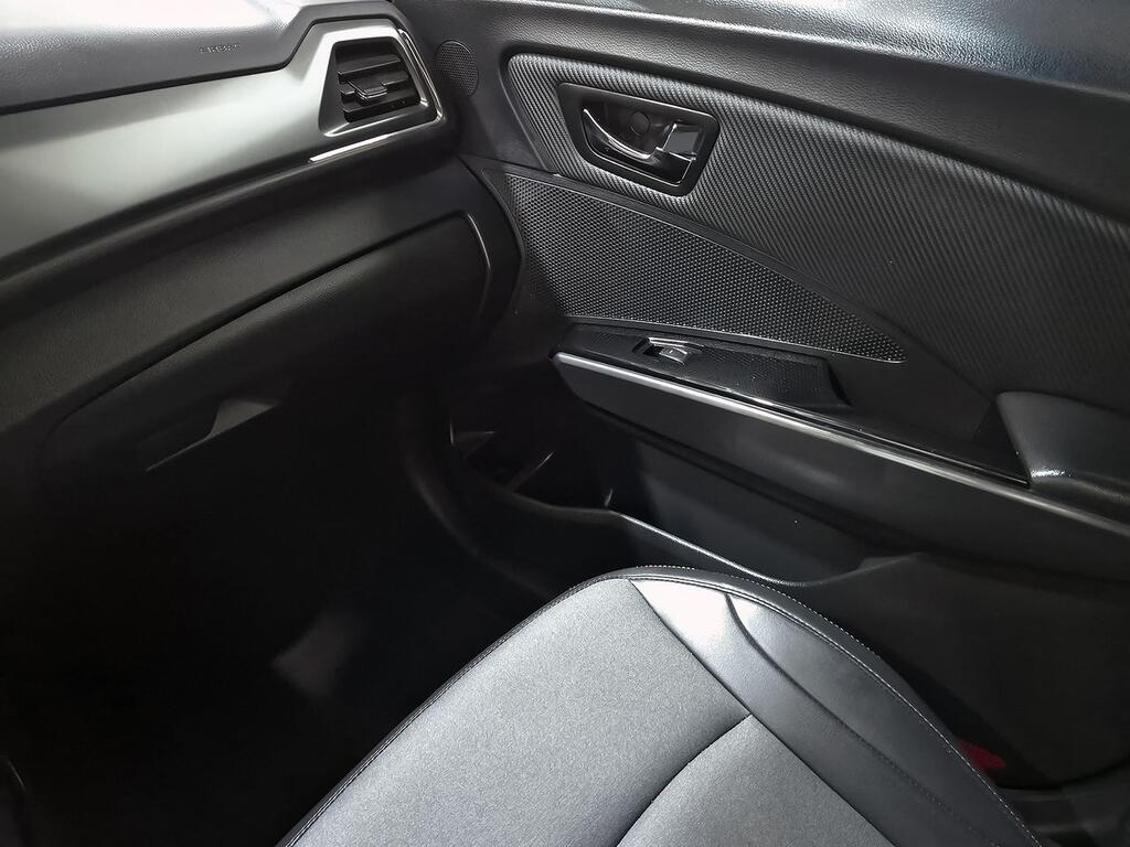 SsangYong Tivoli G15T Limited 32