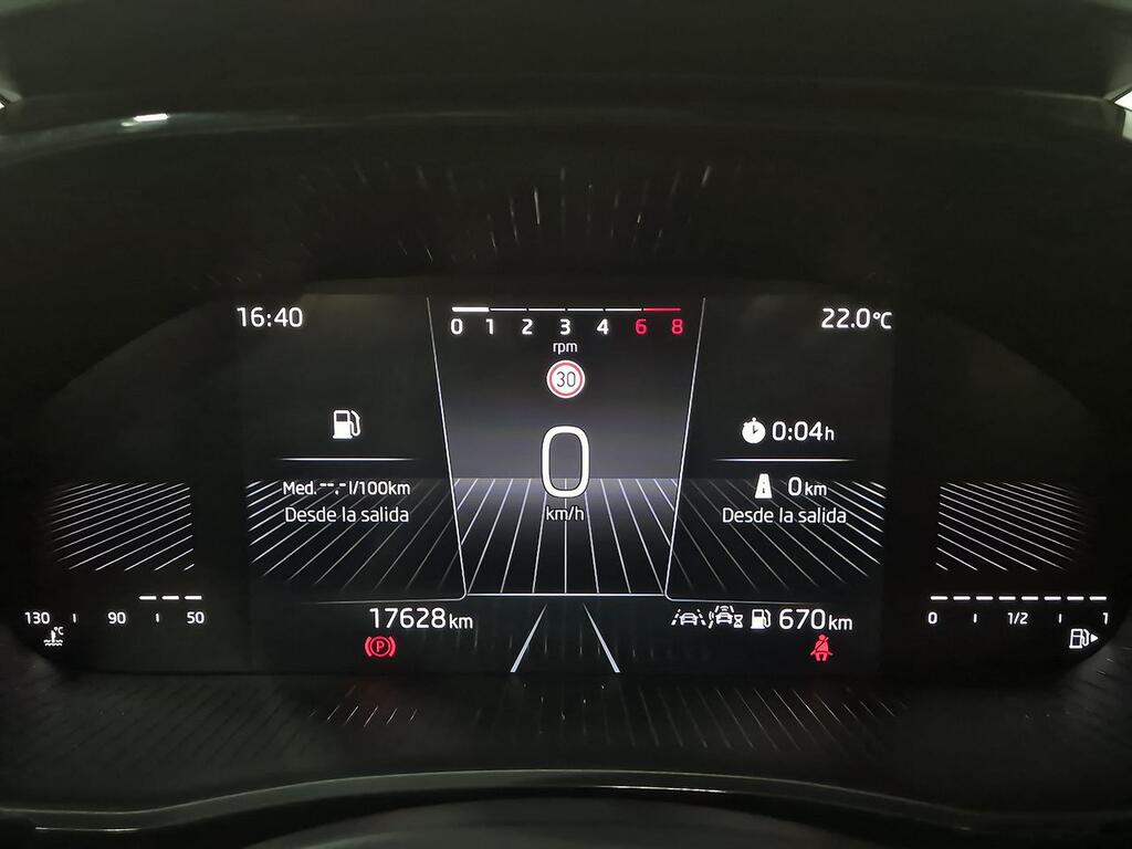 Skoda Fabia 1.0 MPI 59KW (80CV) Selection 11