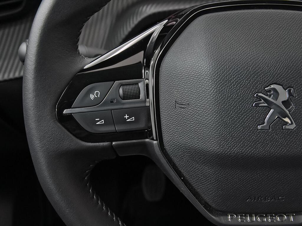 Peugeot 208 PureTech 73kW (100CV) Allure 19