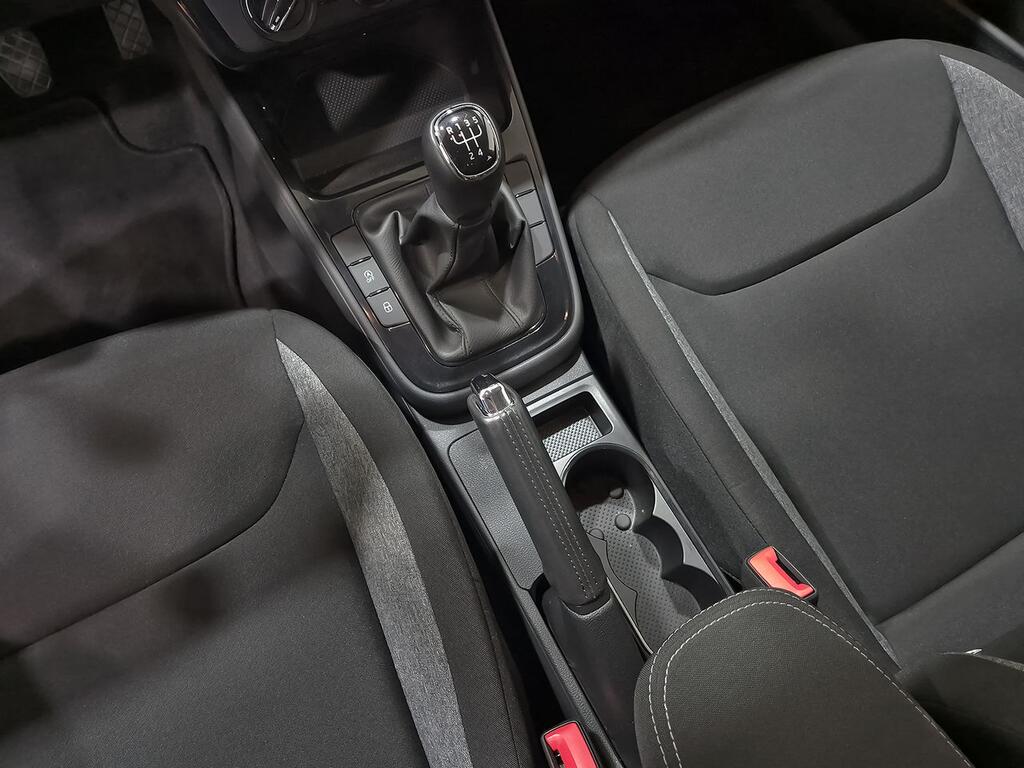 Skoda Fabia 1.0 TSI 70KW (95CV) Essence 25