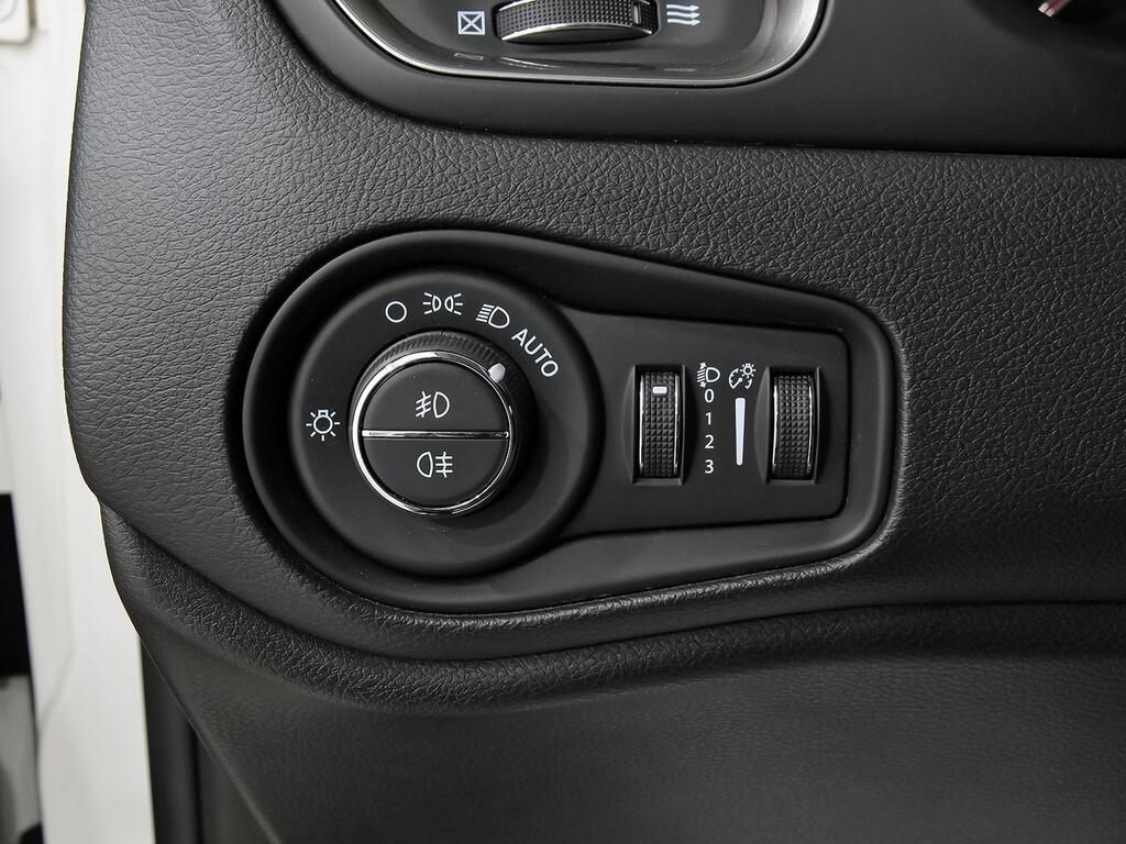Jeep Renegade Limited 1.6 Mjet Diésel 96 kW (130 CV) 14