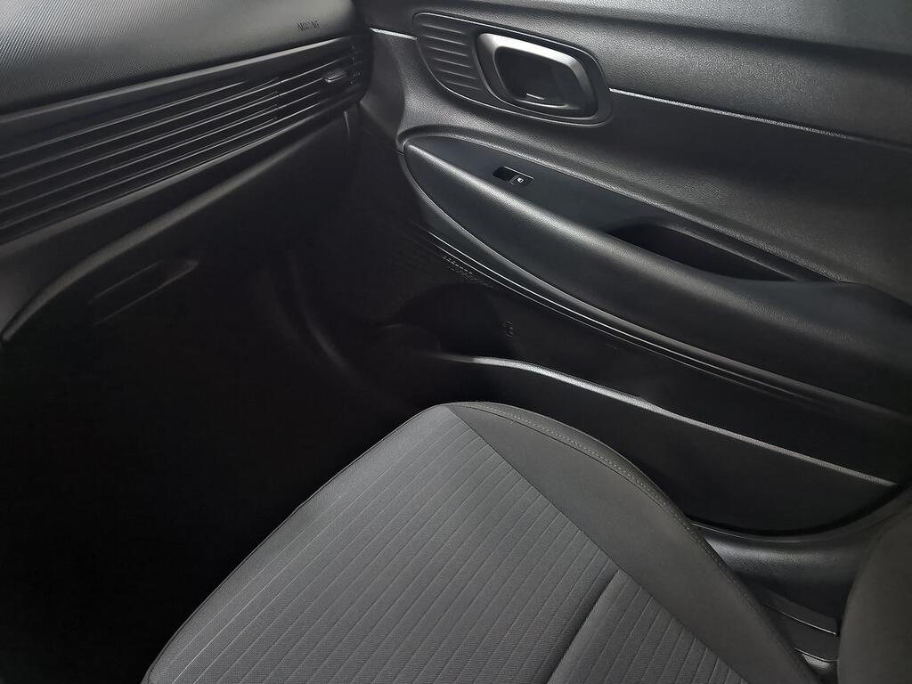 Hyundai i20 1.0 TGDI 74kW (100CV) Klass 28