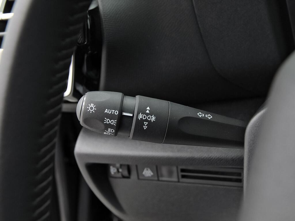 Citroën C4 BlueHDi 110 S&S 6v Feel 16