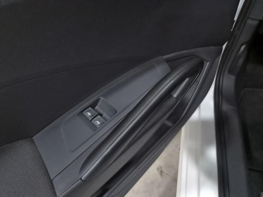 Skoda Fabia 1.0 TSI 70KW (95CV) Essence 9