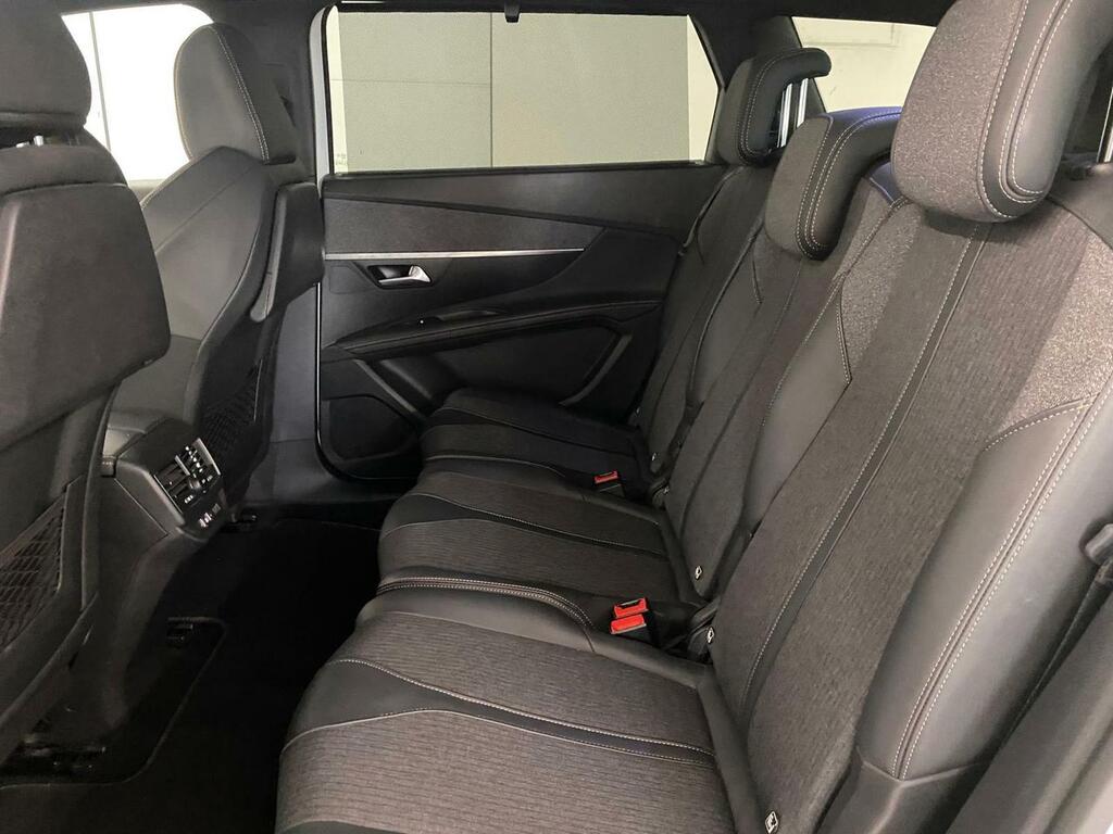 Peugeot 5008 GT-Line 1.2L PureTech 96kW (130CV) S&S 13