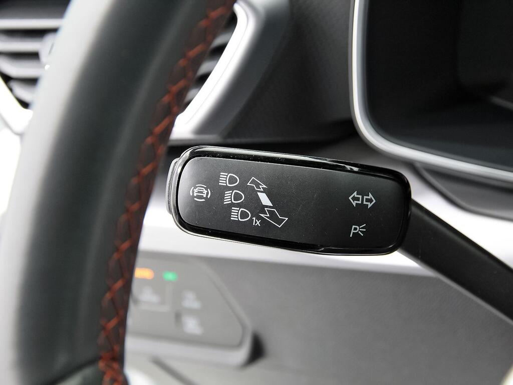 Seat Leon 1.5 eTSI 110kW DSG-7 S&S FR 13