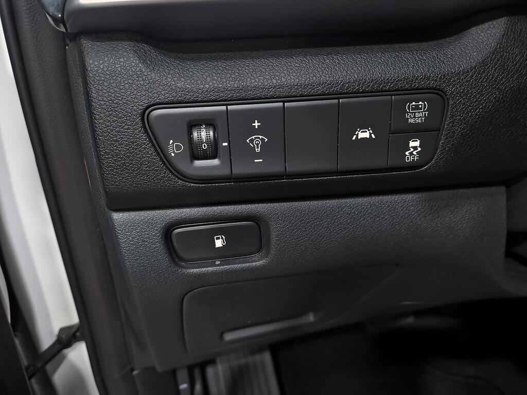 Kia Niro 1.6 GDi HEV 104kW (141CV) Drive 12