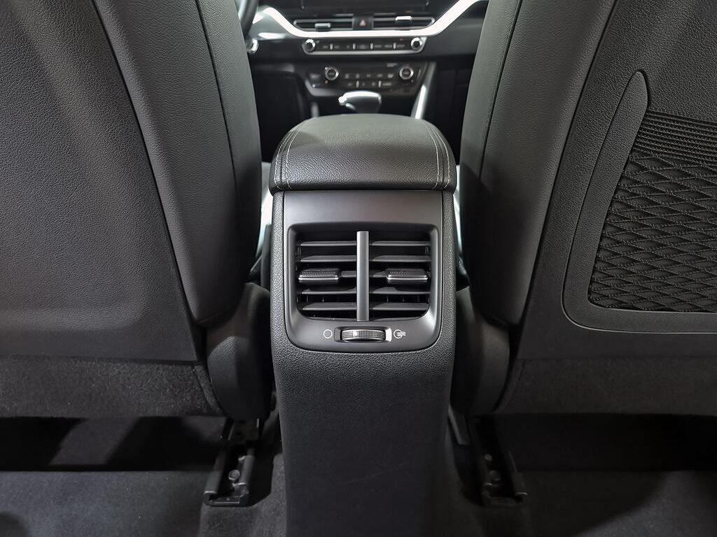 Kia Niro 1.6 GDi HEV 104kW (141CV) Drive 31