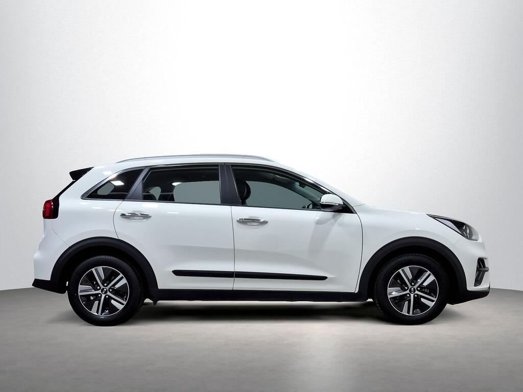 Kia Niro 1.6 GDi HEV 104kW (141CV) Drive 3