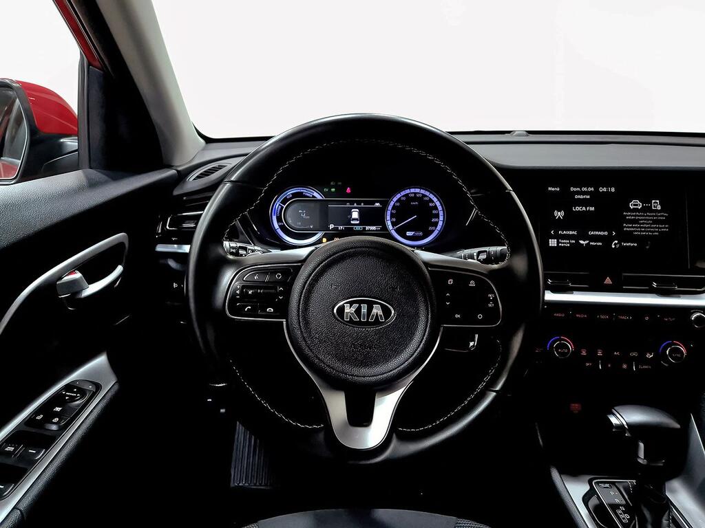 Kia Niro 1.6 GDi HEV 104kW (141CV) Concept 26