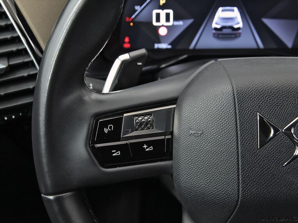 DS DS 7 BlueHDi DE 96kW (130CV) AT Bastille + 17