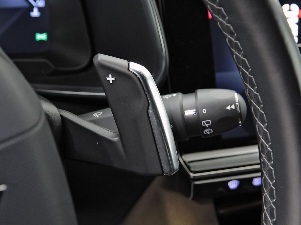 DS DS 7 BlueHDi DE 96kW (130CV) AT Bastille + 17