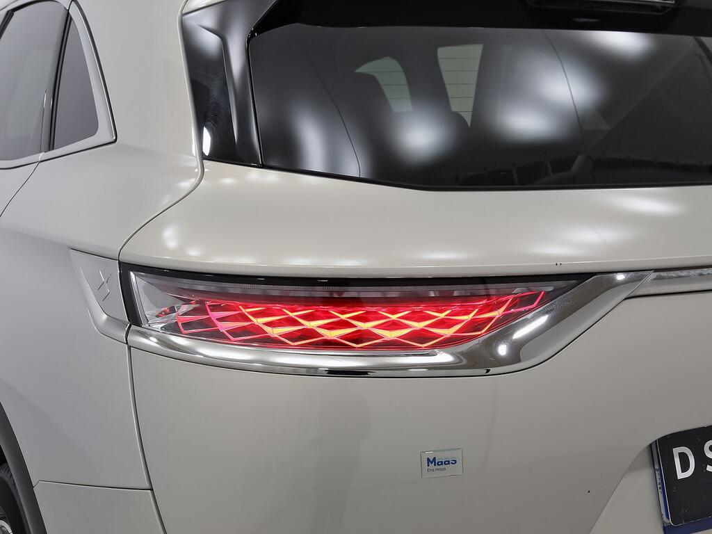 DS DS 7 BlueHDi DE 96kW (130CV) AT Bastille + 36