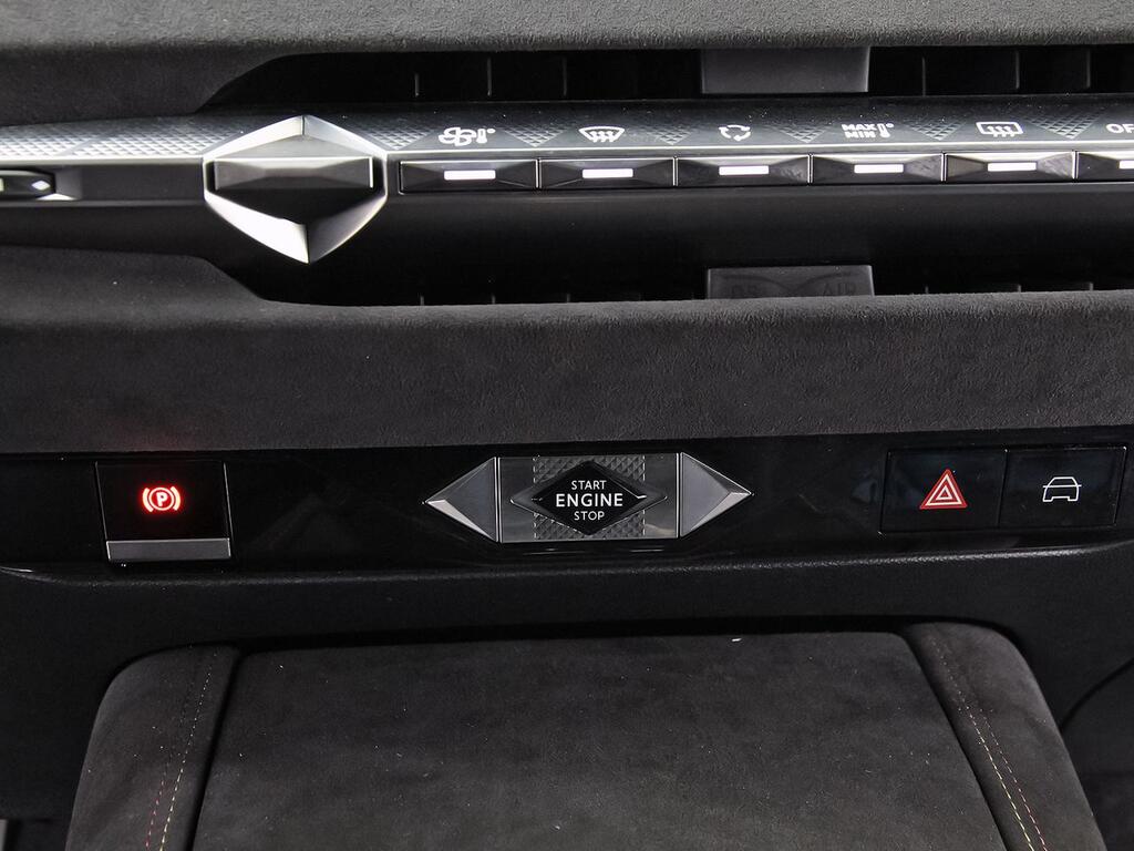 DS DS 4 PureTech 130 auto Performance Line 31