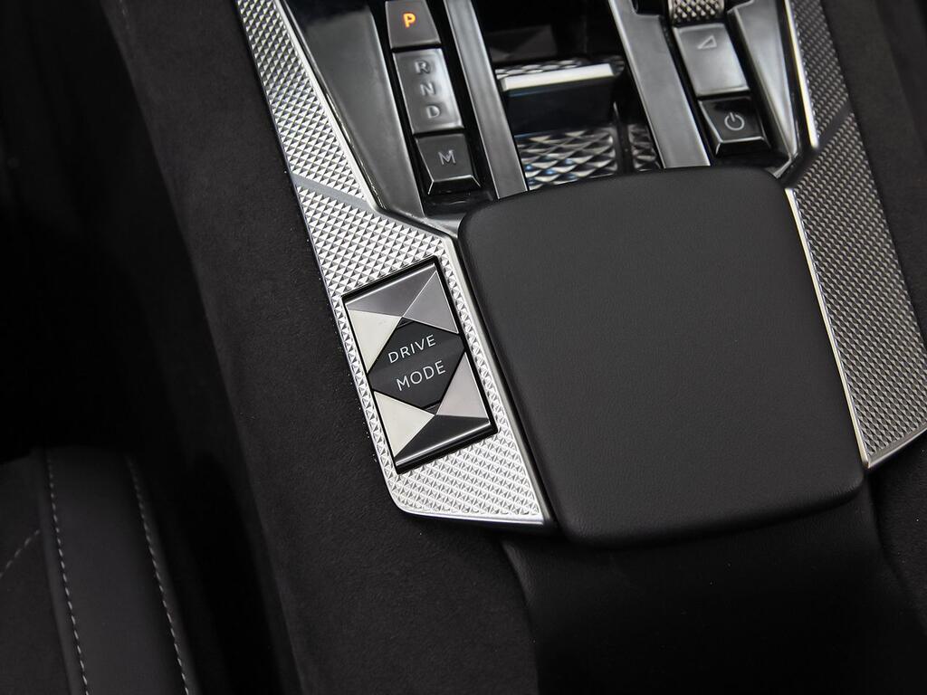 DS DS 4 PureTech 130 auto Performance Line 32