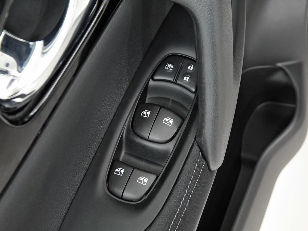 Nissan Qashqai DIG-T 116 kW (160 CV) E6D DCT N-CONNECTA 12