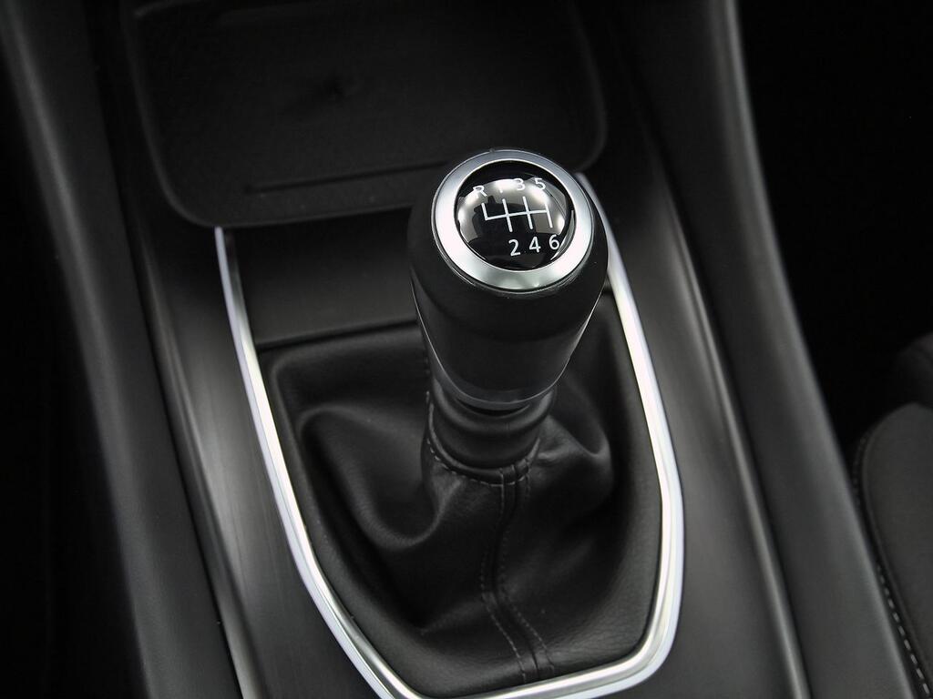 Nissan Qashqai DIG-T 103kW N-Connecta 26