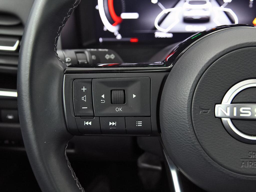 Nissan Qashqai DIG-T 103kW N-Connecta 13