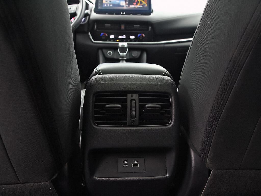 Nissan Qashqai DIG-T 103kW N-Connecta 27