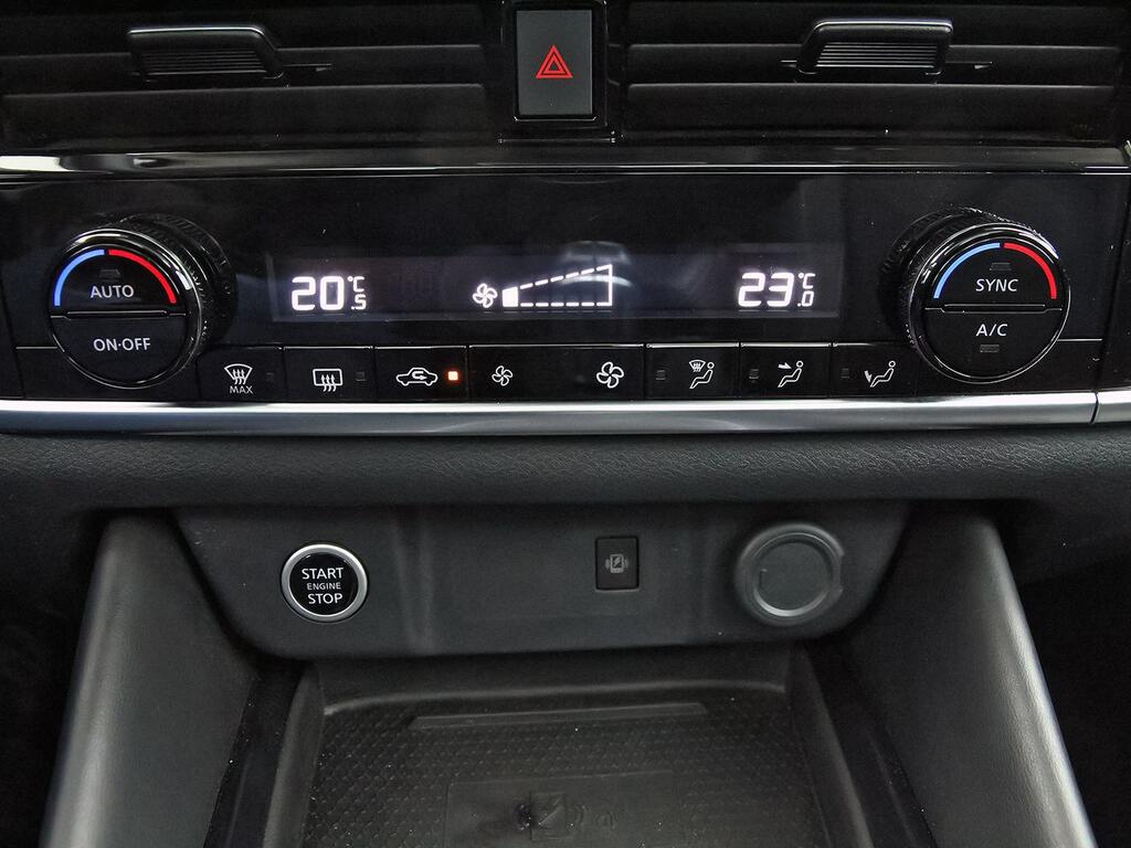 Nissan Qashqai DIG-T 103kW N-Connecta 24