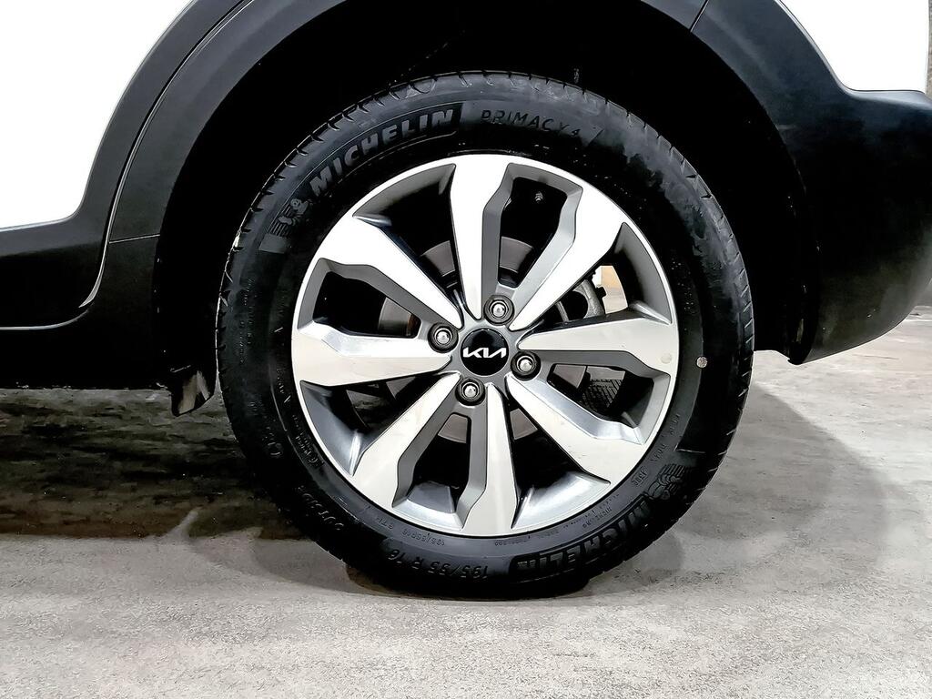 Kia Stonic 1.2 DPi 62kW (84CV) Concept 10