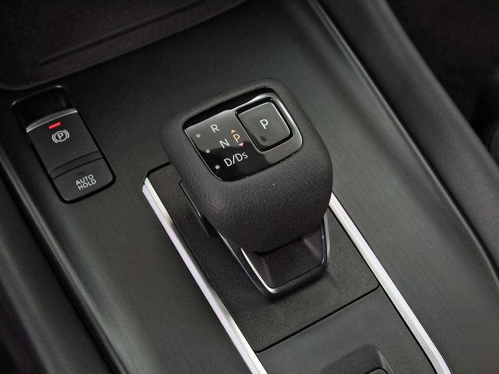Nissan Qashqai DIG-T 116kW Xtronic N-Connecta 28