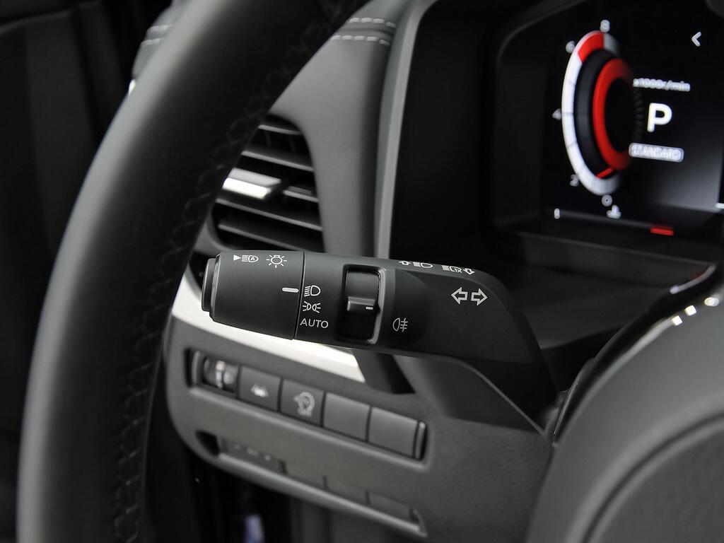 Nissan Qashqai DIG-T 116kW Xtronic N-Connecta 12