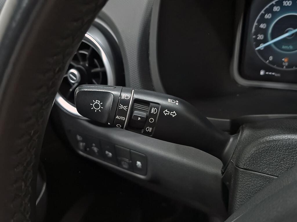 Hyundai Kona 1.6 GDI HEV Maxx DCT 14