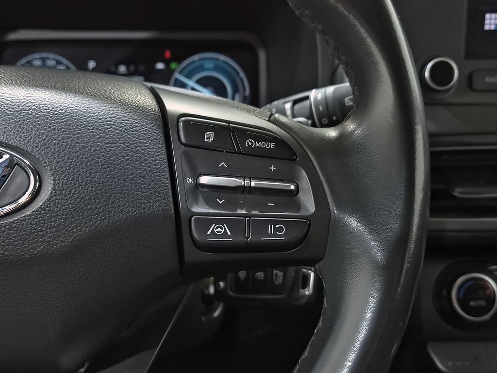 Hyundai Kona 1.6 GDI HEV Maxx DCT 17