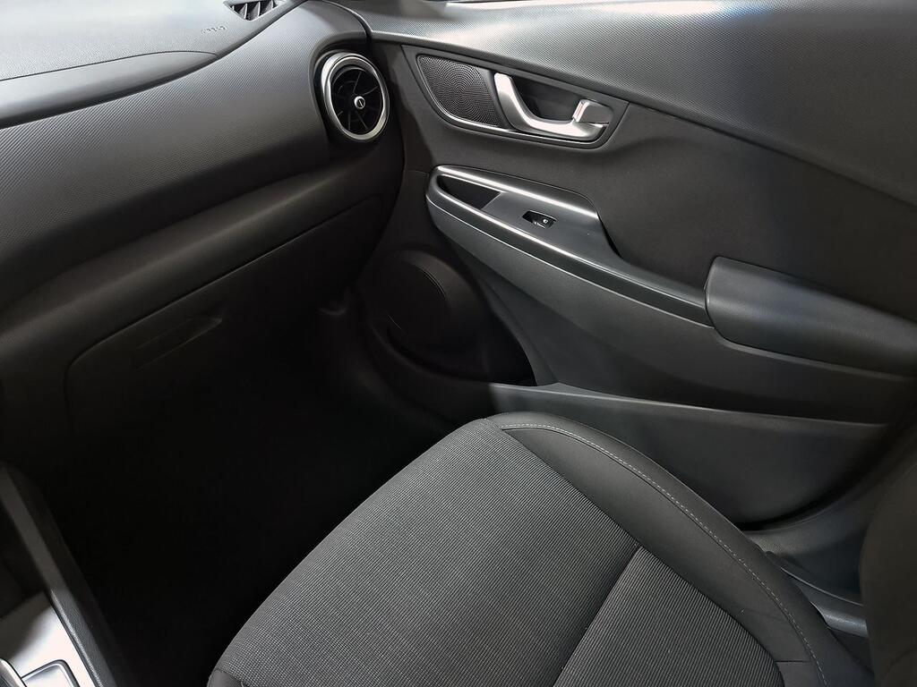 Hyundai Kona 1.6 GDI HEV Maxx DCT 30