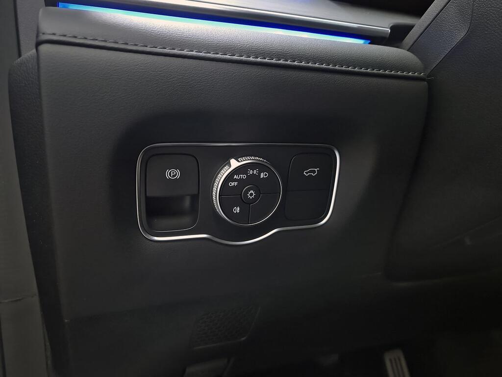 Ebro S800 1.6 TGDI Luxury 7 DCT 16