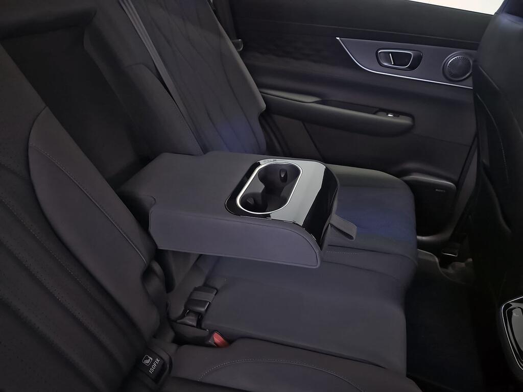 Ebro S800 1.6 TGDI Luxury 7 DCT 13