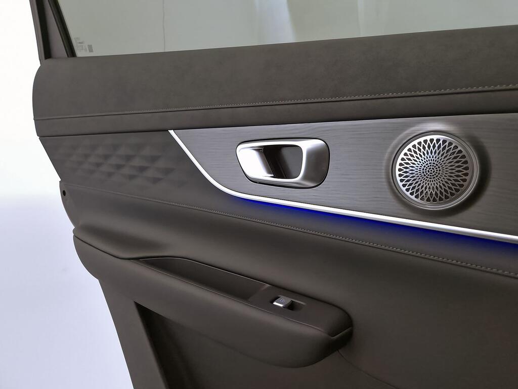 Ebro S800 1.6 TGDI Luxury 7 DCT 40