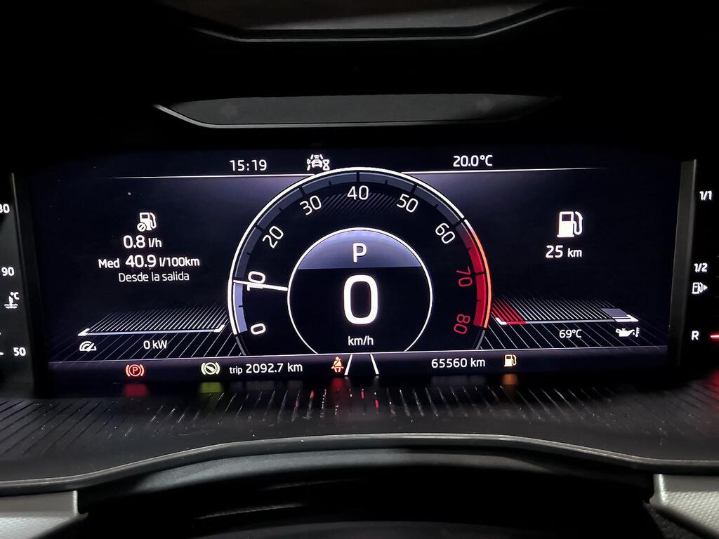 Skoda Kamiq 1.0 TSI 81kW (110CV) DSG Ambition 11