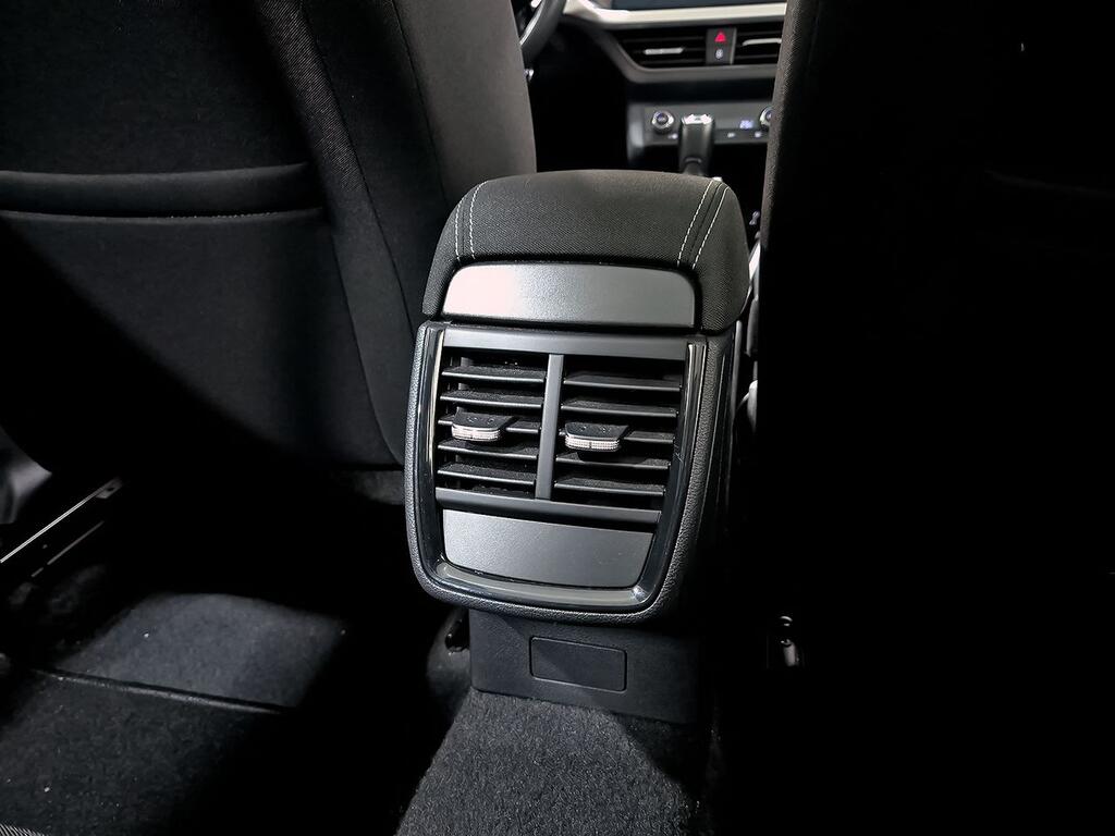 Skoda Kamiq 1.0 TSI 81kW (110CV) DSG Ambition 28