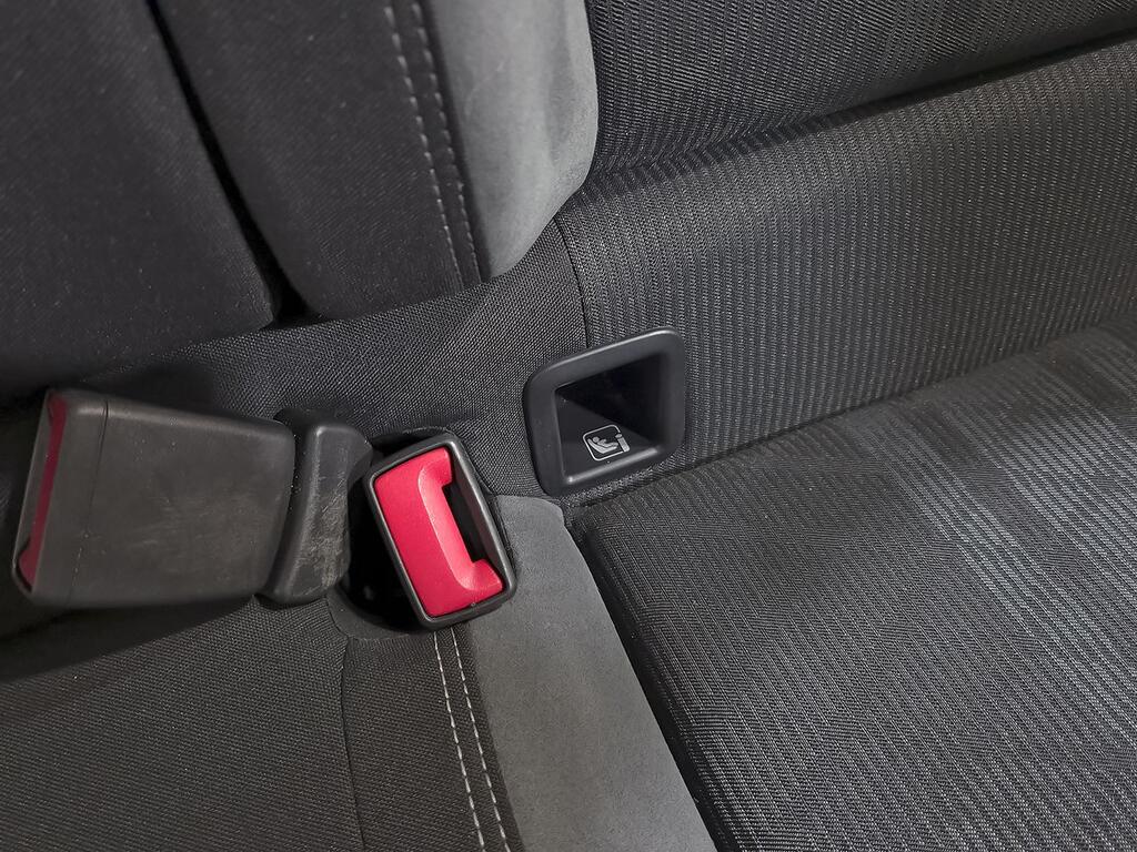 Volkswagen Taigo R-Line 1.0 TSI 81kW (110CV) 38